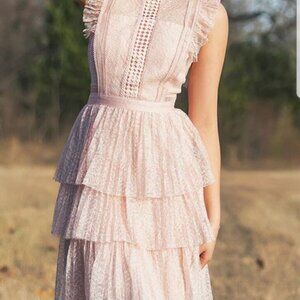 Heartloom Pink Midi Dress – Size Small – NWOT – Feminine & Flowy